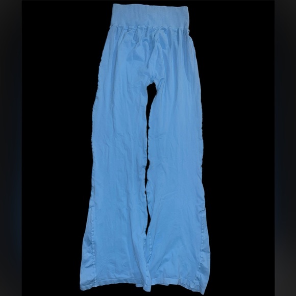 NWOT Free People Good Karma flare leggings, Niagra Blue- size XL - Picture 2 of 2